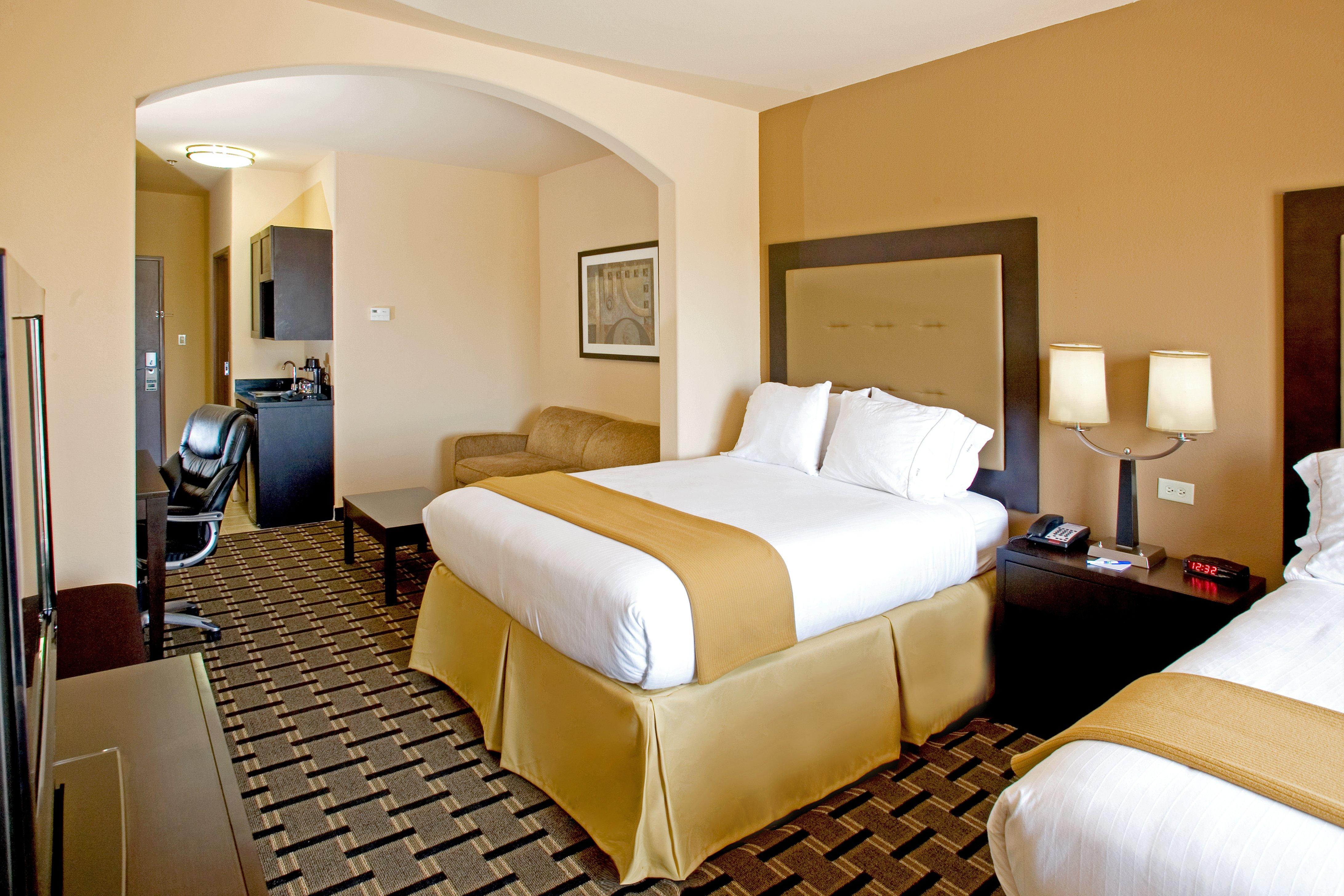 Holiday Inn Express And Suites Beeville By Ihg Exterior foto